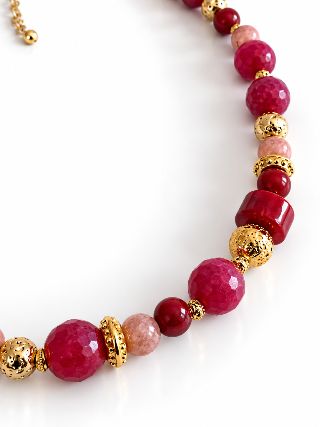Daphne Kolye | PREMIUM COLLECTION