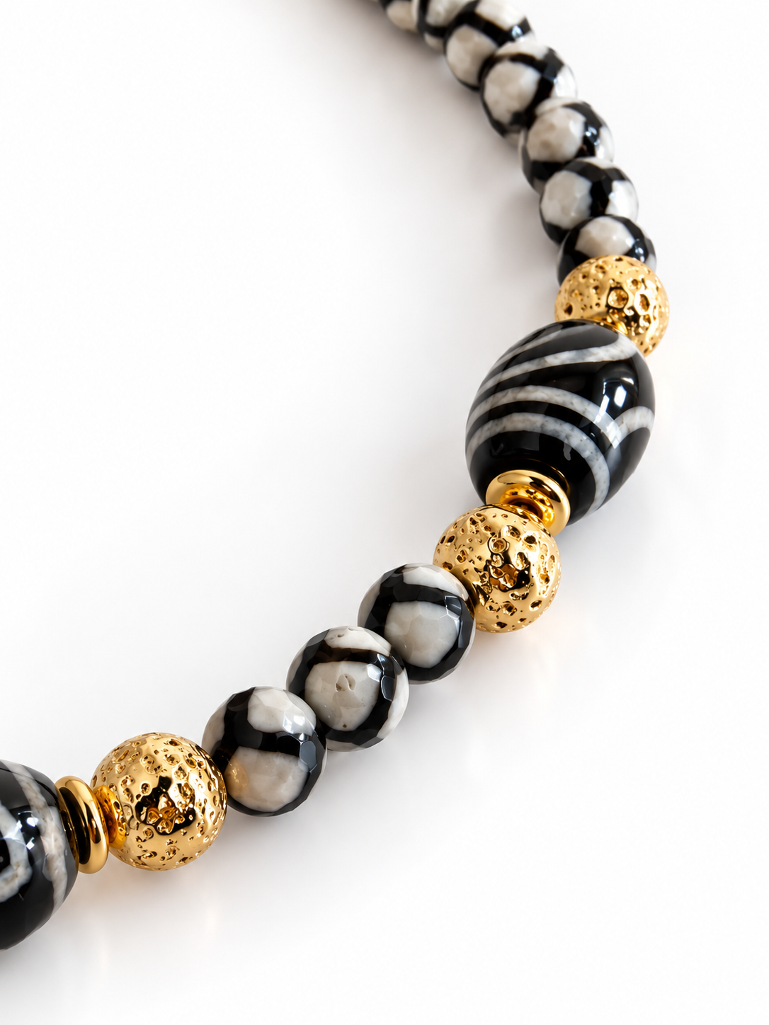 Phoebe Kolye | PREMIUM COLLECTION