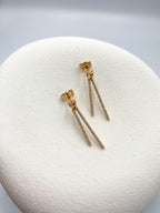 Sallantılı İnce Çubuk Küpe