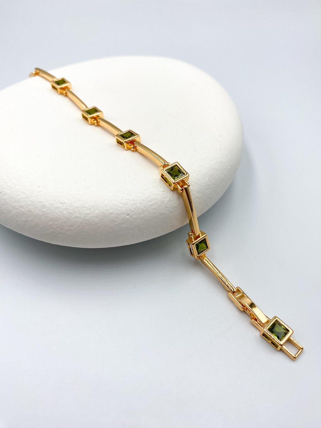 Yeşil Kare Taşlı Çelik Bileklik