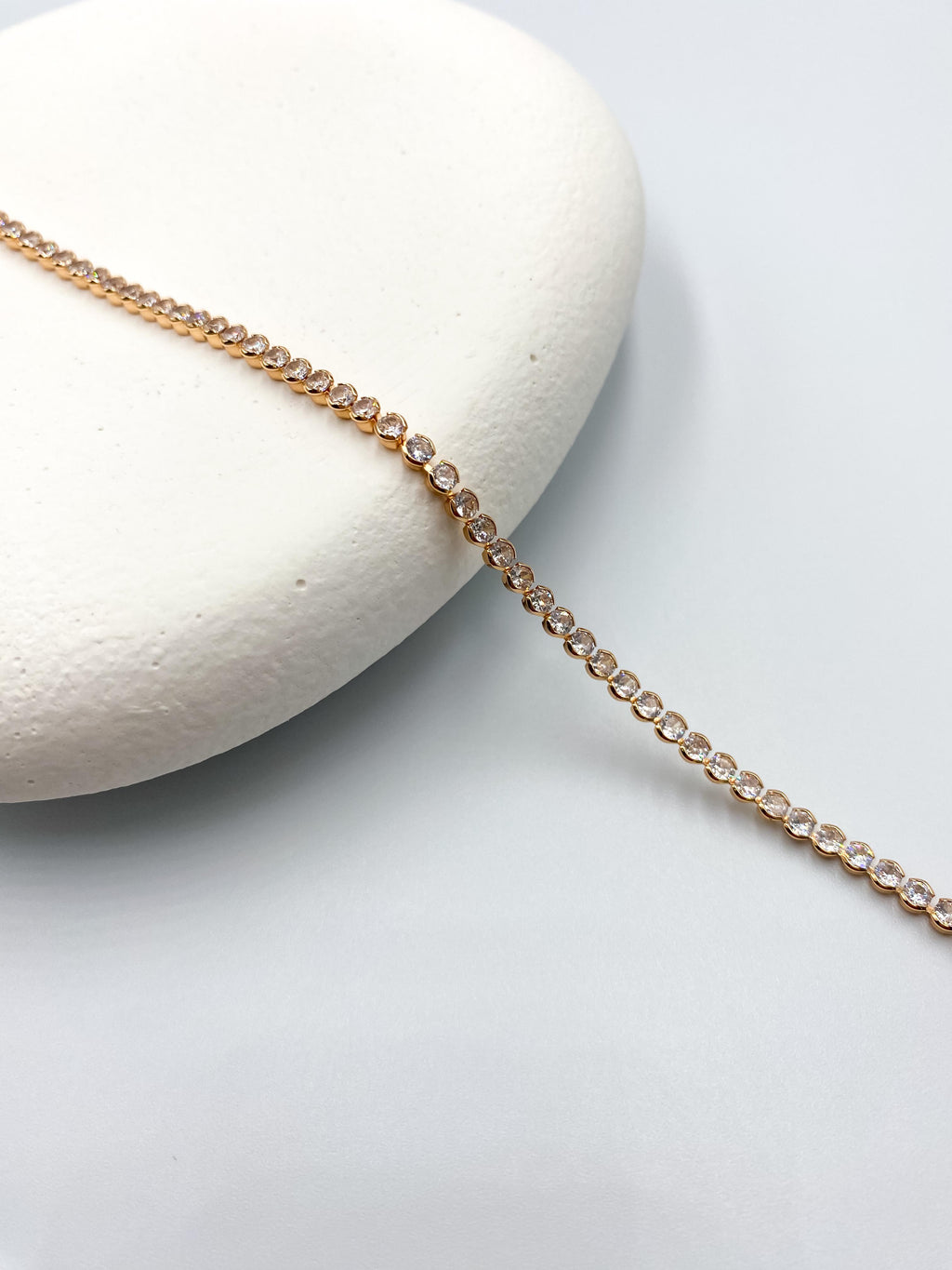 Beyaz Taşlı İnce Çelik Tennis Bileklik