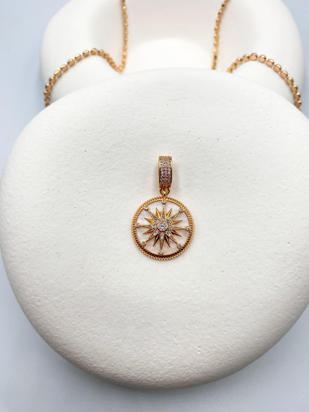Taş İşlemeli Yıldız Pusula Kolye Ucu