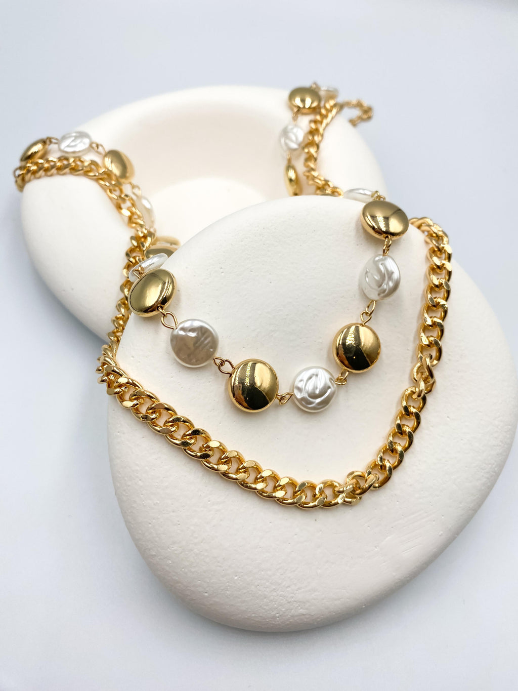 Çift Sıra İnci Detaylı  Zincir Kolye