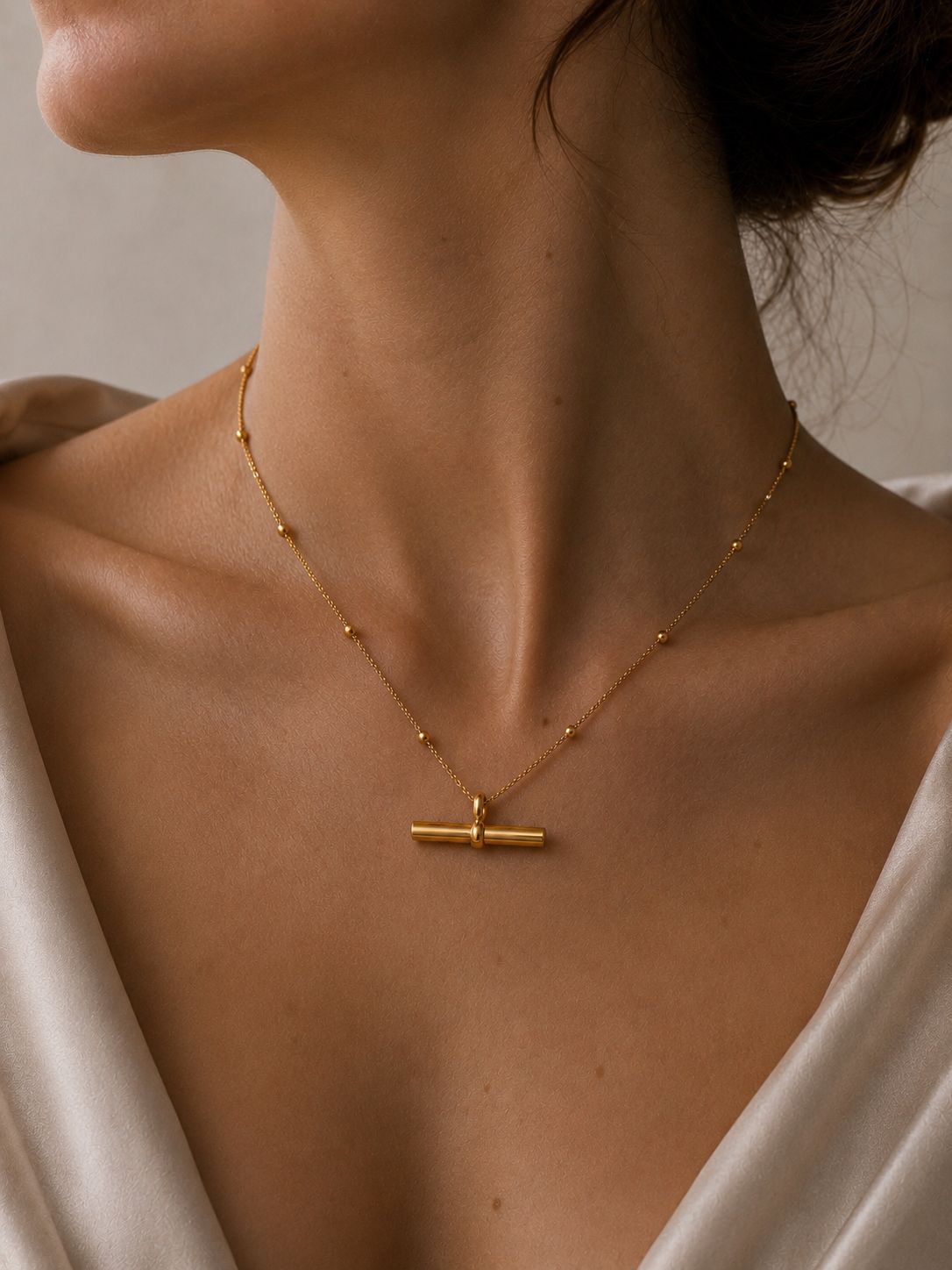 Top Detaylı T Bar Kolye - 18K