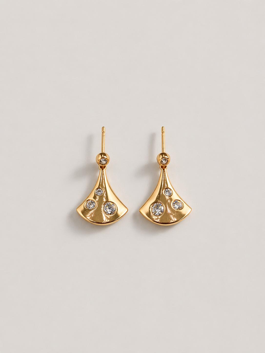 Taş Detaylı Yelpaze Küpe - 18K