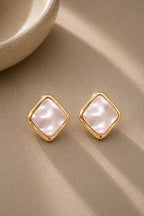 Sedefli Minimalist Pembe Küpe - 14K