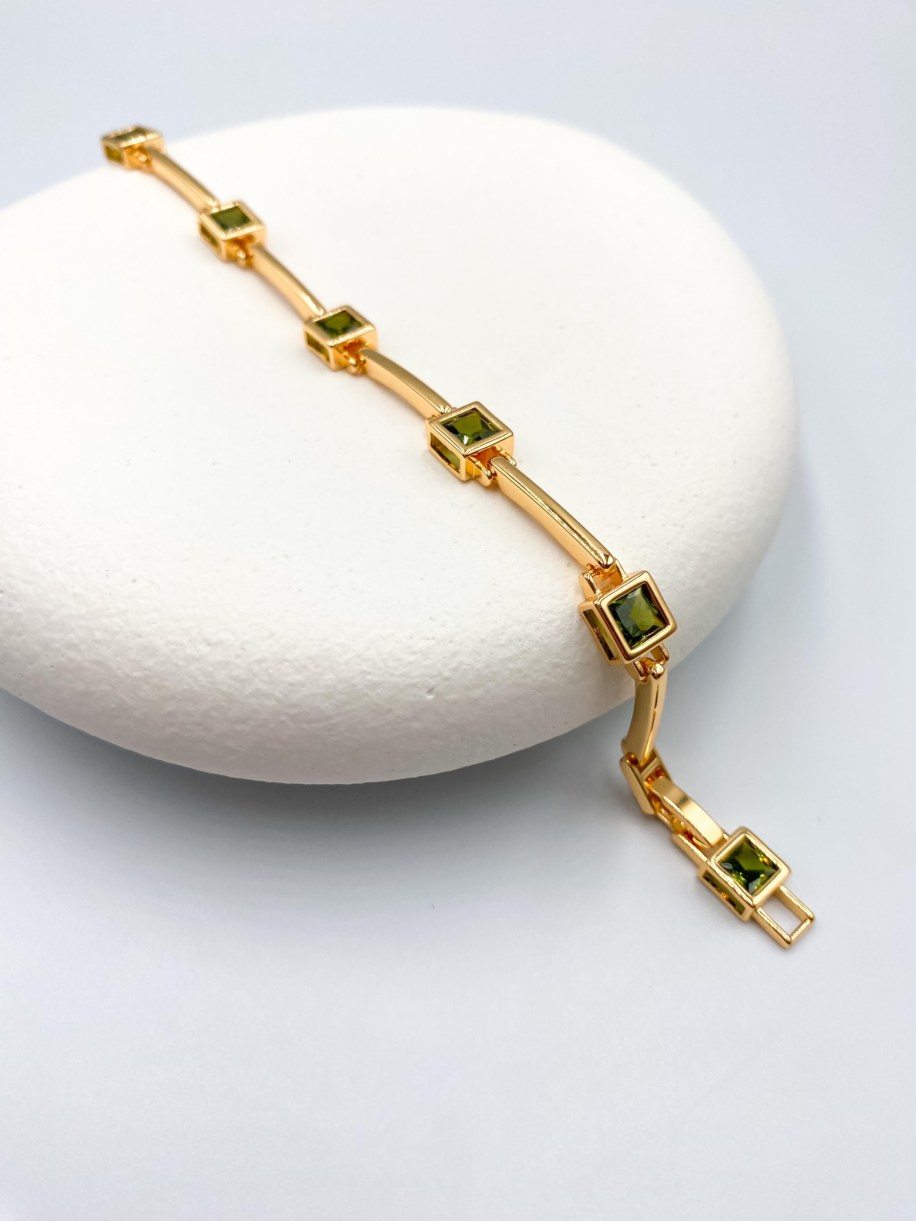 Yeşil Kare Taşlı Çelik Bileklik