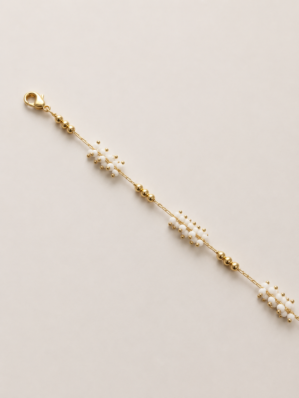 Beyaz ve Gold Boncuk Detayllı Halhal - 18K