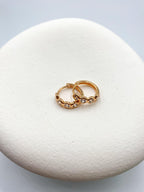 Yuvarlak Taş Detaylı Halka Küpe